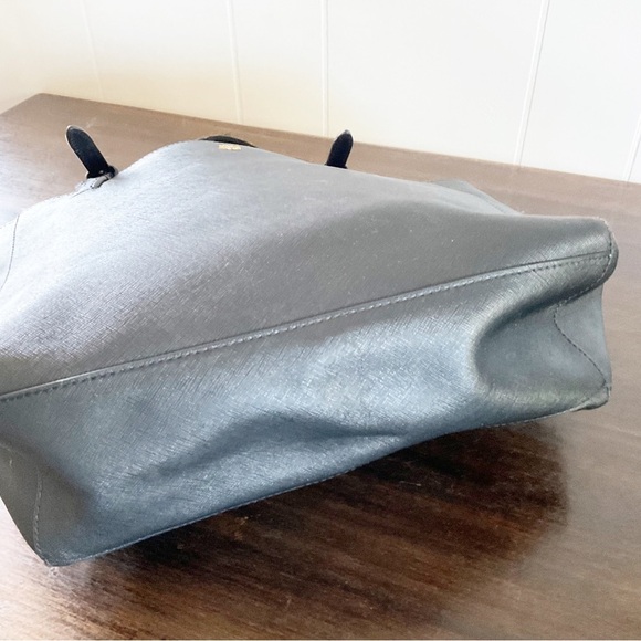 Tory Burch Black Tote Bag Purse With Gold Hardware - Picture 4 of 9